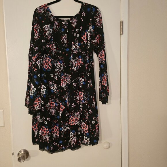 Floral Torrid Dress with Bell Sleeves - 14 - Picture 3 of 6